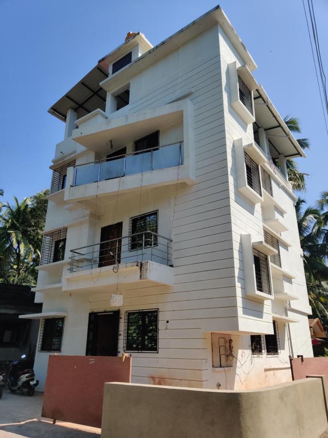 Bandekar Home Stay Mālvan Екстериор снимка
